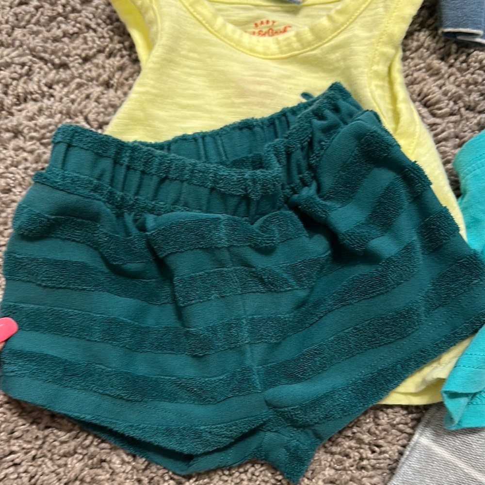 Newborn bundle - Picture 3 of 10